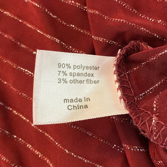 Lane Bryant Burgundy Sparkle Mock Neck Peplum Top Size 22/24 - Picture 4 of 8